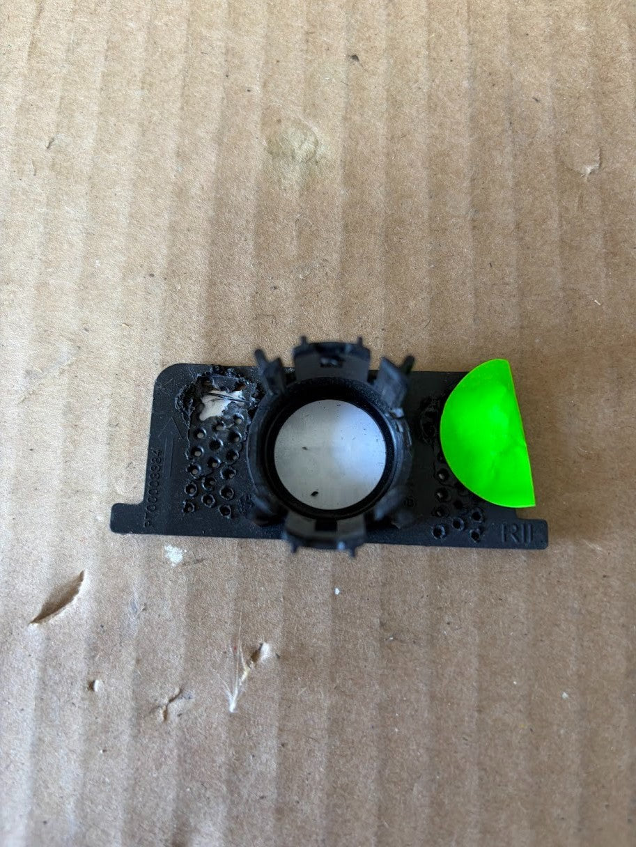 ✅ Rivian Park Assist Sensor Retainer Balck PT00003381