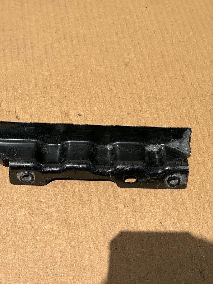 ✅2012-2015 Tesla Model S Rear End Diffuser Panel Bracket 1004909-S0-A