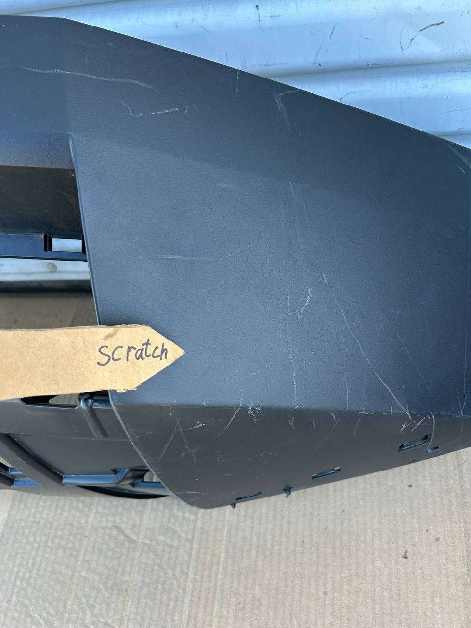 ✅ 2024-2026 Tesla Cybertruck Front Bumper Cover 1896370-00-B OEM w/scratch