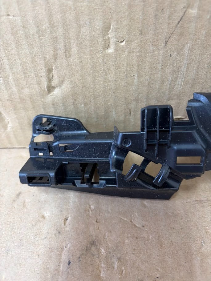 ✅ NEW! 2021 Tesla Model 3 Left Seat Trim Bracket Cover 1584323-00-C