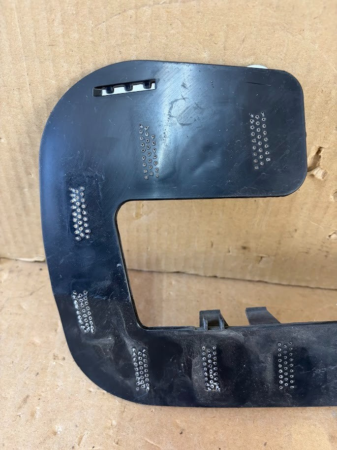 ✅ Tesla Model Y Fog Light Bracket Right Side 1493748-00-A OEM