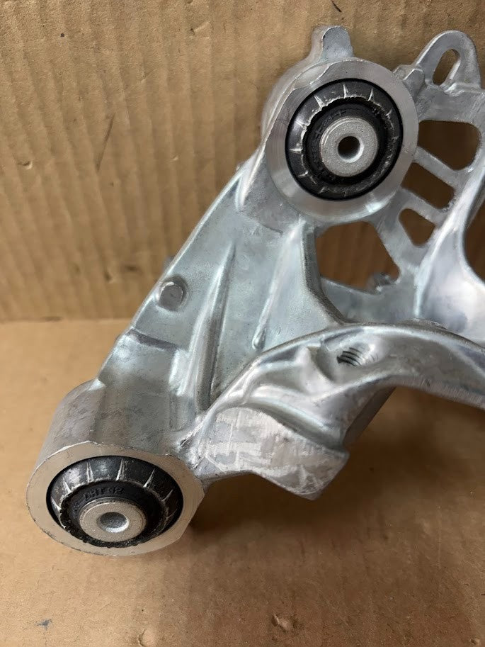 ✅ NEW! 16-20 Tesla Model X Air Conditioning A/C Compressor Bracket 1464418-50-C