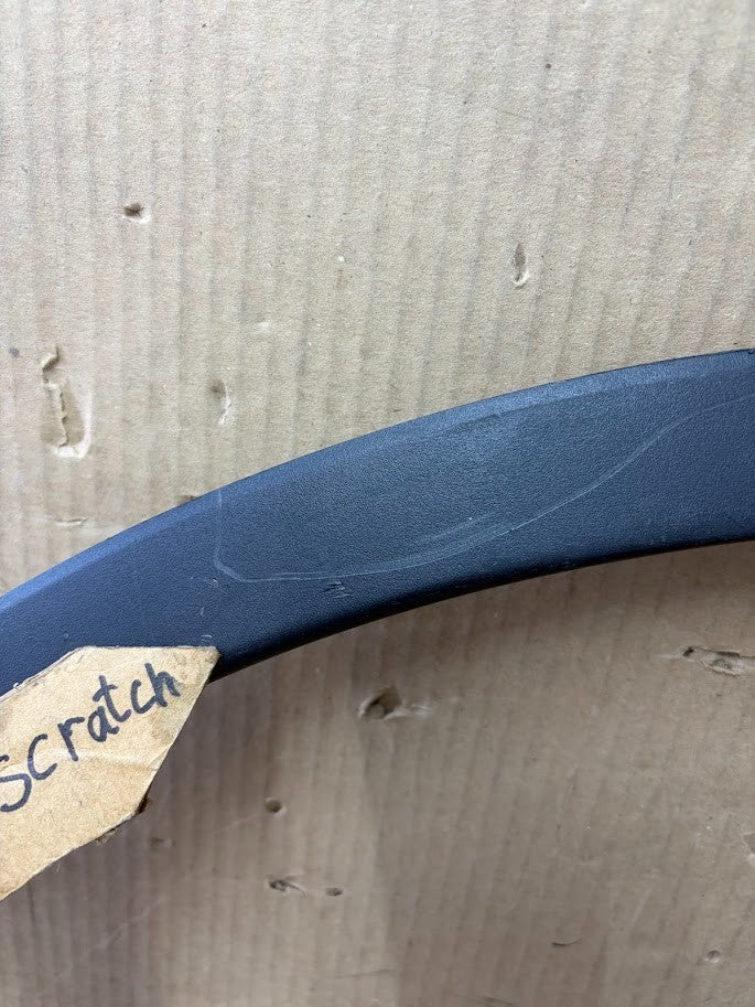 ✅ 20-22 Tesla Model Y Rear Right Side Fender Garnish 1494188-00-C /scratched