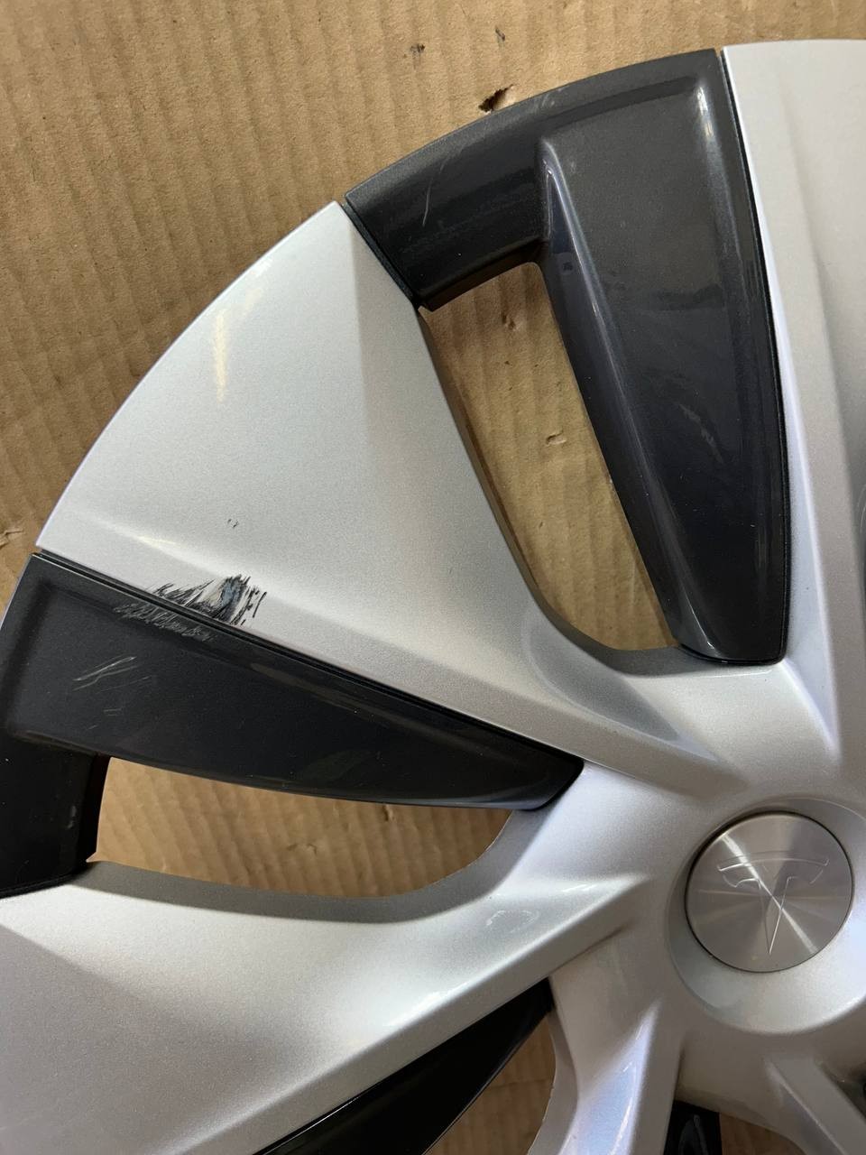 ✅ OEM  2020 - 2024 Tesla Model Y Hubcap Wheel Cover 1044235-00-C