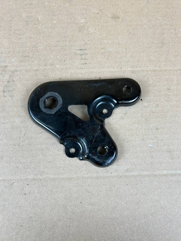 ✅ 17-22 Model 3 Y Rear Right Side Subframe Mount Bracket Support RH 1044576-00-B