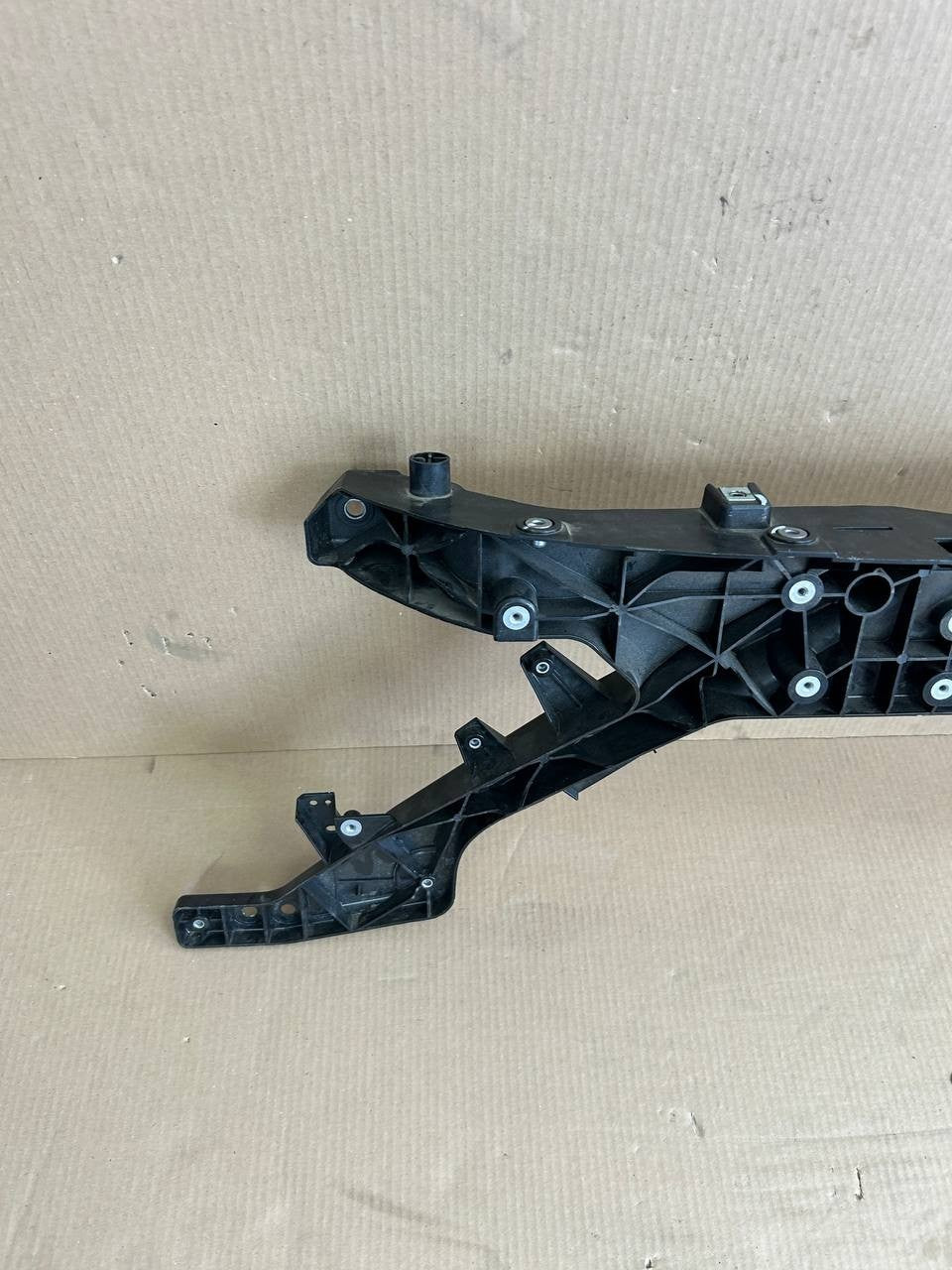✅2020-2023 Tesla Model Y Radiator Support  OEM 1516277-98-I