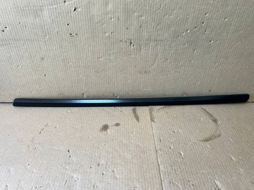✅ 2020 Tesla Model Y Front Right Door Belt Molding 1495722/3-00-B w/dent