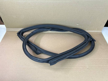 ✅ 2014-2019 MASERATI GHIBLI REAR TRUNK WEATHERSTRIP OEM 72362