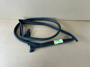 ✅ NEW! OEM Tesla Model 3 Primary Body Seal Rear Left Hand 1090510-00-O