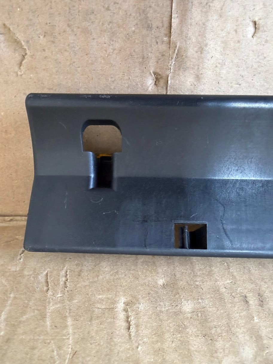 ✅ Tesla Model 3 Second Row Seat Ararmrest Closeout Bracket 1103662-00-C