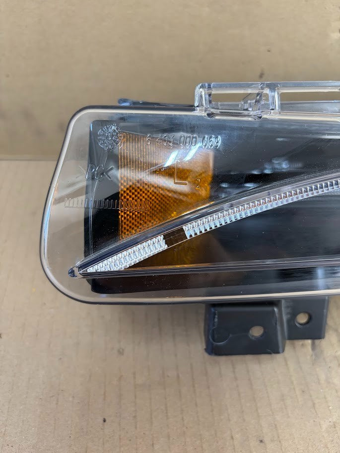 ✅NEW! 21-26 Tesla Model S Front Left Hand Fog Light 1563710-00-D OEM