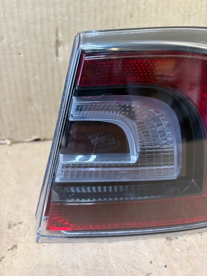 ✅ 2012-2020 Tesla Model S Rear Right Taillight LED Outer Tail Lamp 6005919-00-C