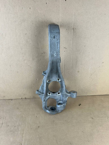 ✅ 17-19 Alfa Romeo Giulia Front Left Side Spindle Knuckle 00505445600
