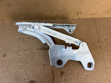 ✅ Rivian R1S/R1T Left Hand Hood Hinge PT00002392J