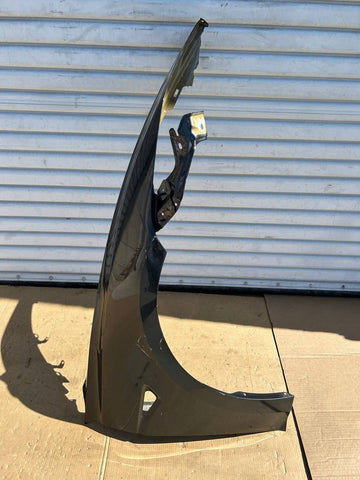✅ 2024-2025 Tesla Model 3 Front Right Side Fender Gray w/dent