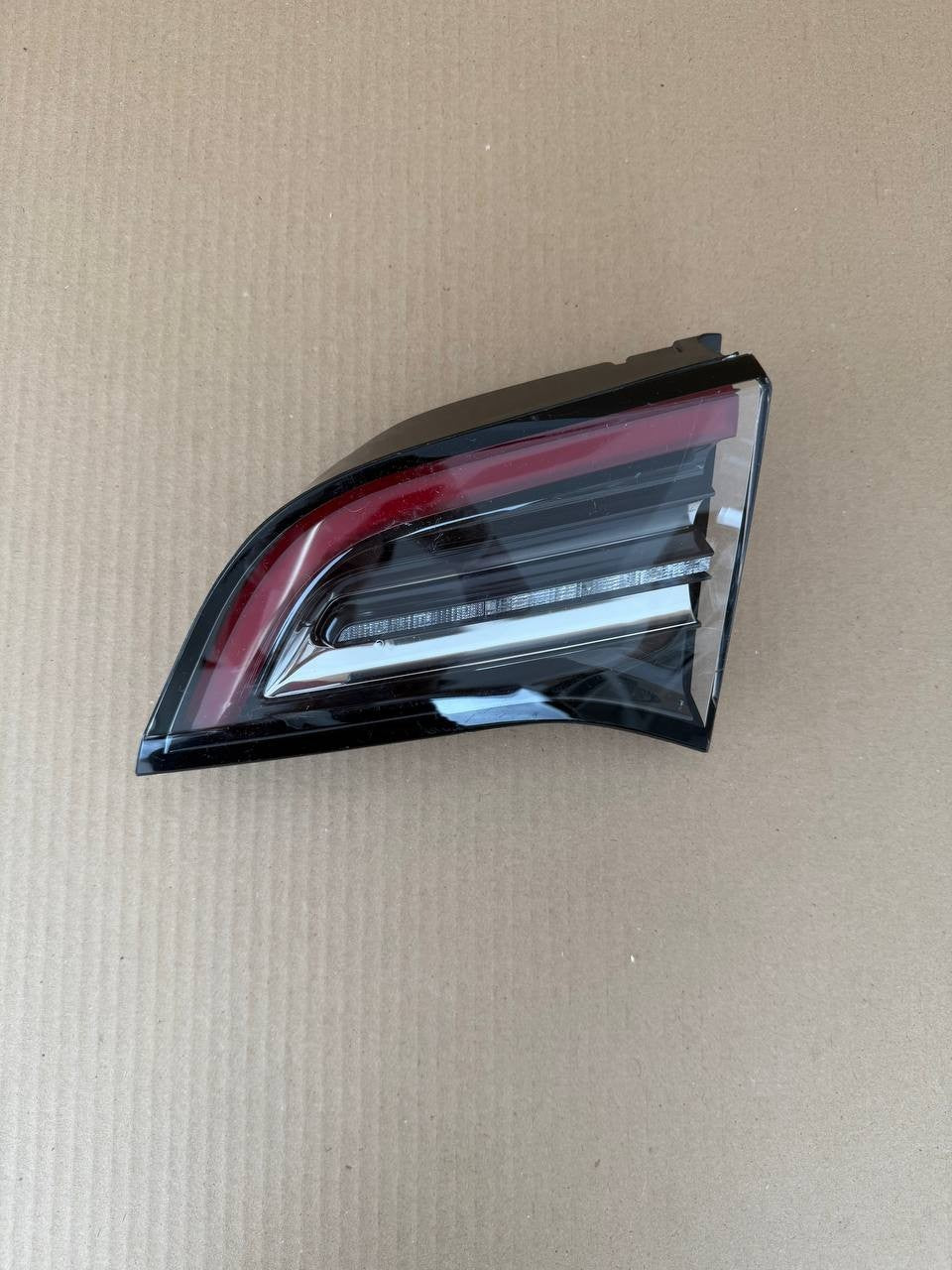 ✅ 2017 - 2023 Tesla Model 3 Back Rear Right Tail Light Liftgate OEM 1077402-00-G
