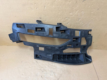 ✅ 2025+ Tesla Model Y Front Right Bumper Bracket Genuine 1944458-00-D