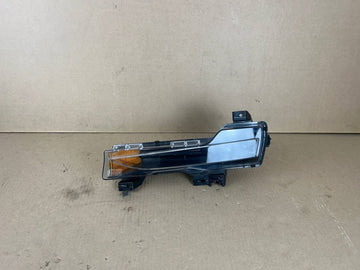✅ 17-20 Tesla Model 3 Left Base Amber Turn Light Lamp 2-Pin 1077389-00F /damaged