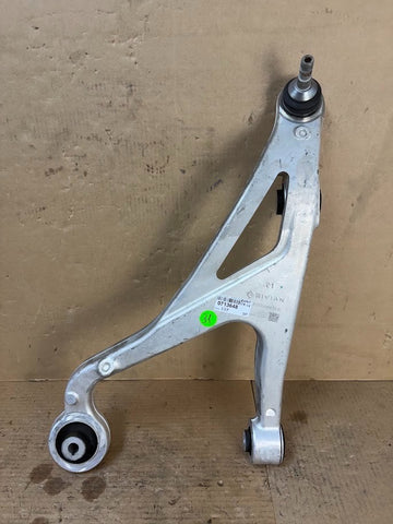 ✅ 22-25 Rivian R1S/R1T Front Left Lower Control Arm Suspension PT00415634-B