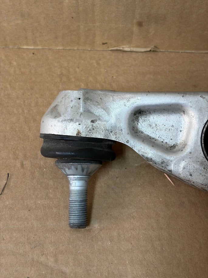 ✅2020-2025 Tesla Model Y Front Lower Lateral Link Assembly 188341-00-C