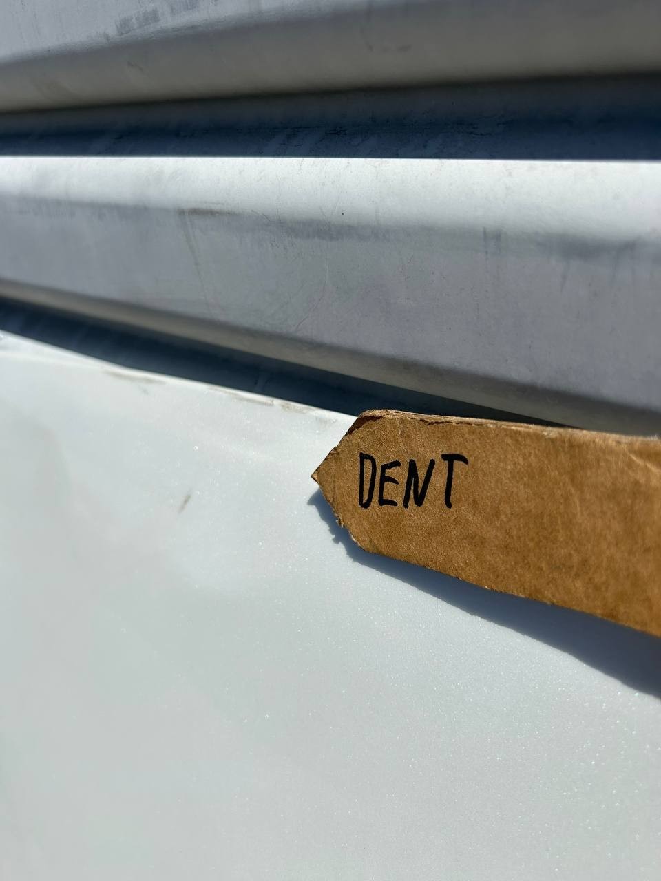 ✅2025 Tesla Model Y Hood White OEM w/dent and scratches