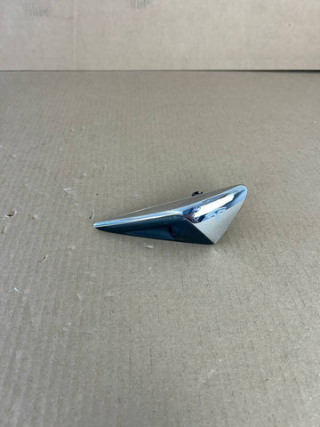 ✅16-20 Tesla Model X S 3 OEM Fender Camera Marker Right Side 1125107-00B /broken