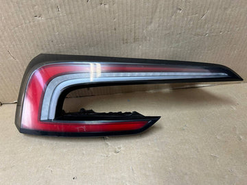 ✅ 2024-2026 Tesla Model 3 Left Driver Tail Light OEM 1691498-00-F /damaged