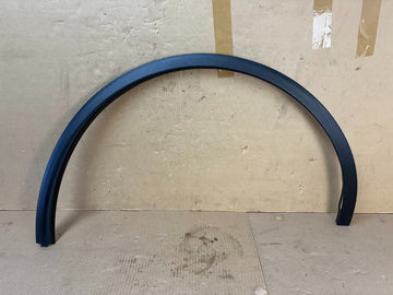 ✅2025-2026 Tesla Model Y Juniper Front Right Fender Garnish Molding 1937599-00-C