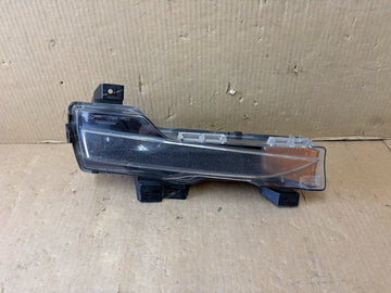 ✅ 17-20 Tesla Model 3 Base Right Fog Light Lamp 2-Pin 1077390-00-F /damaged