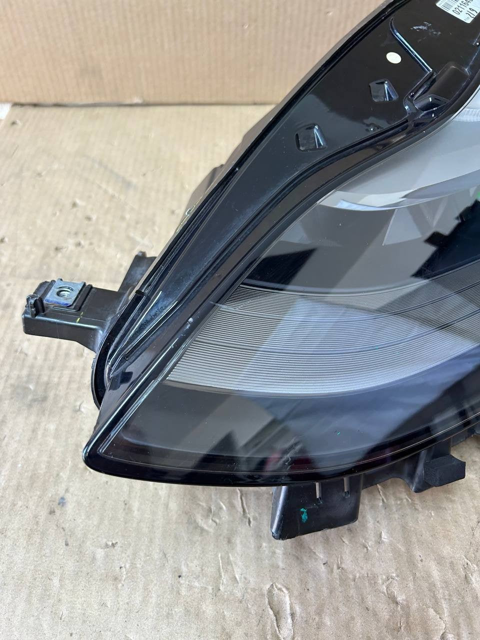✅2021-2023 Tesla Model 3 Y Front Left Side Headlight Matrix OEM 1514952-00-D