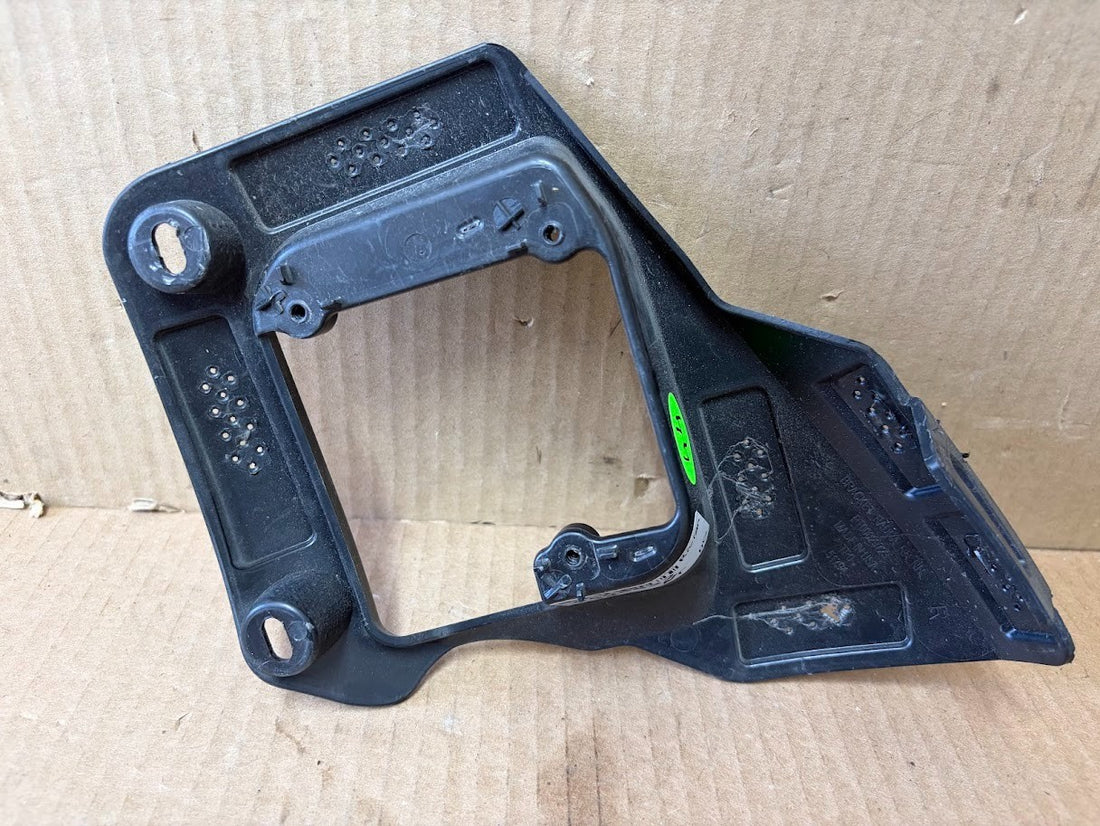 ✅ Rivian R1T/R1S Right Hand Rear Radiator Bracket PT00029723