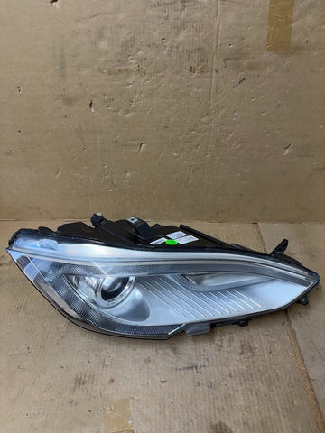 ✅2012-2015 Tesla Model S Right Headlight Assembly 6005907-00-D /2 broken tabs