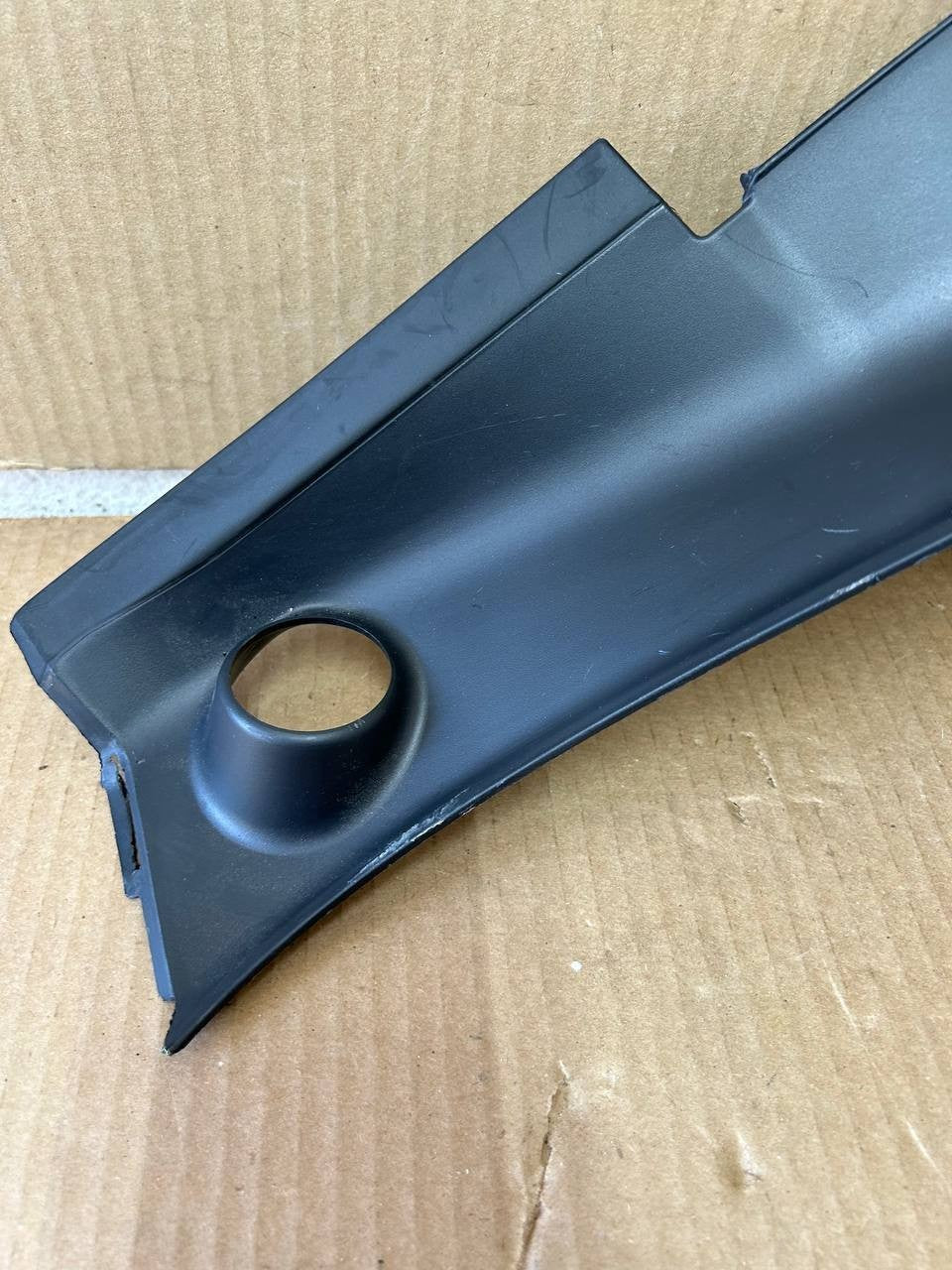 ✅ 16-21 Model X MX Rear Driver Side Trunk Liftgate Trough Trim Left 1047320-00-H