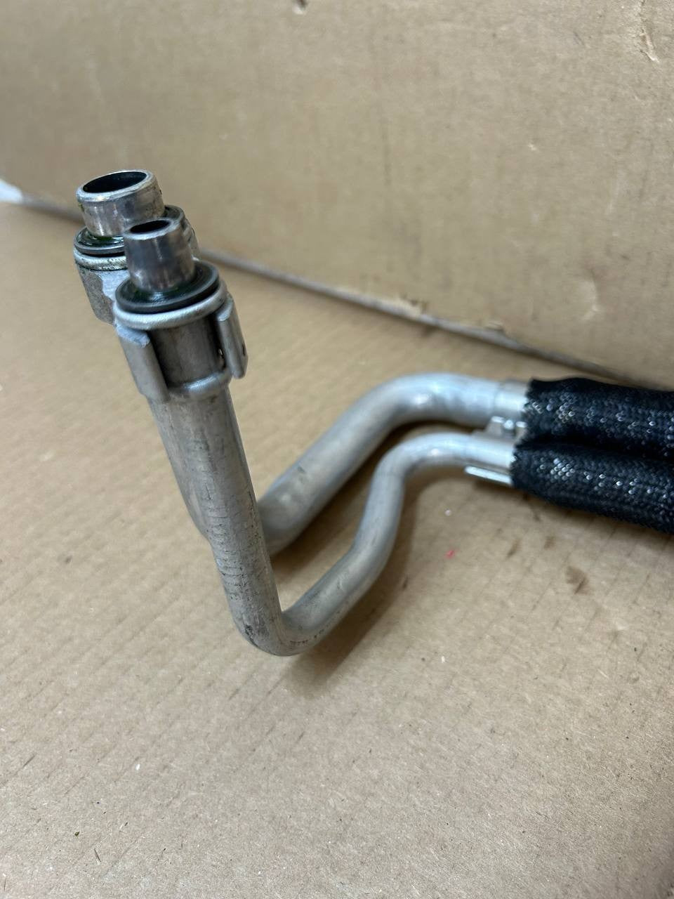 ✅2017-2023 Tesla Model 3/Y A/C Line Supermanifold to Compressor Pipe