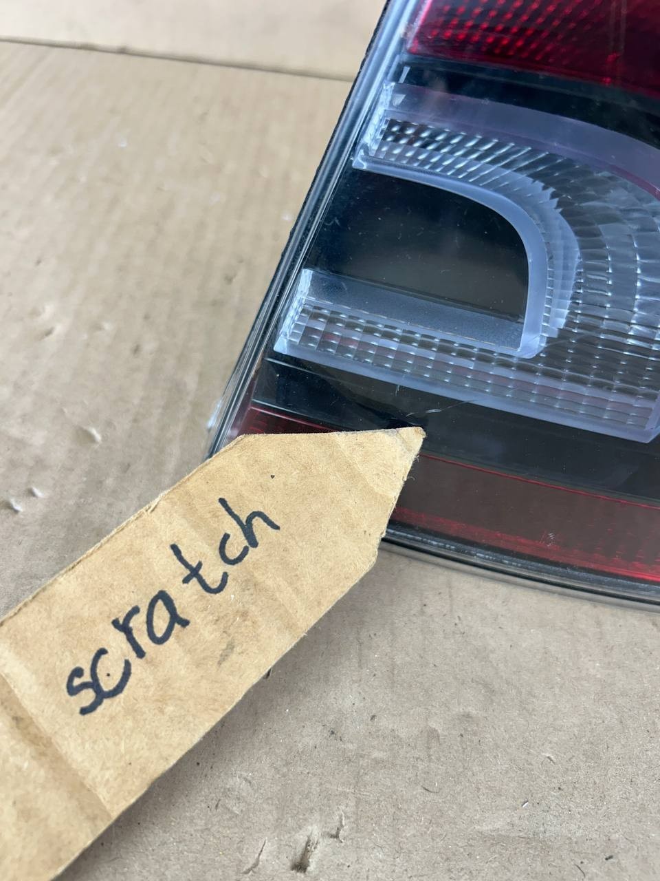 ✅Tesla Model S Tail Light Right Side 2016-2021 6005919-00-G OEM w/scratches