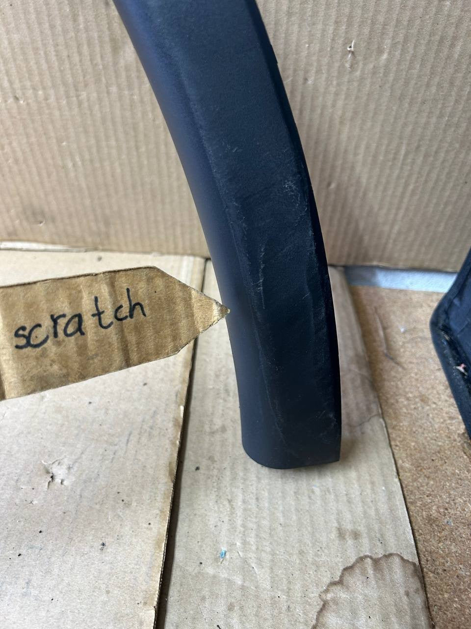 ✅ 20-24 Tesla Model Y Rear Left Wheel Fender Flare Molding 1494187-00-C /scratch