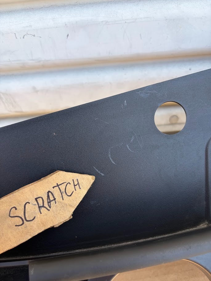 ✅26 Tesla Model Y Juniper Cowling Screen 1930441-00-E /scratched