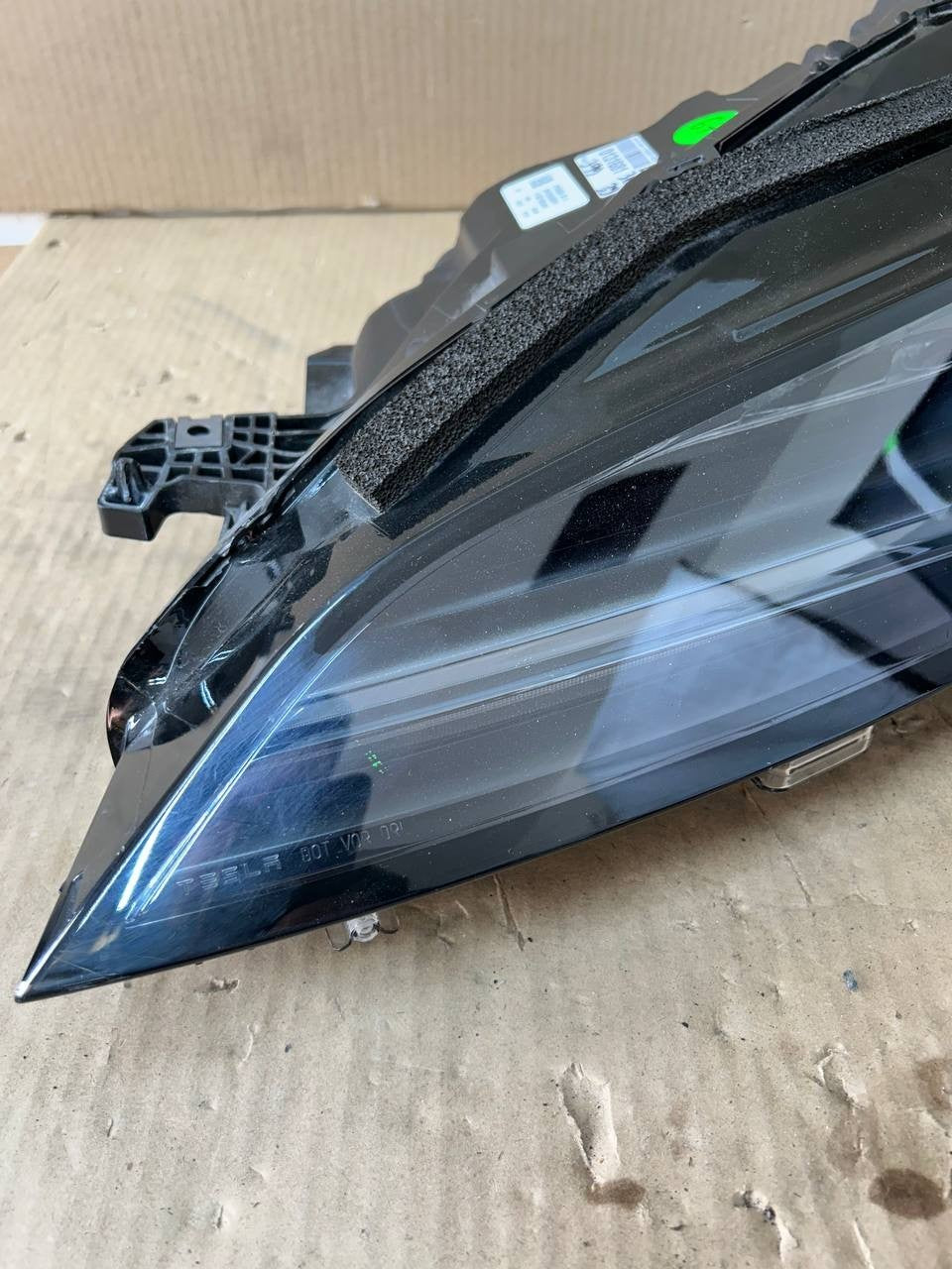 ✅ 2024-2025 Tesla Model 3 Left Driver Headlight OEM 1694086-00-G