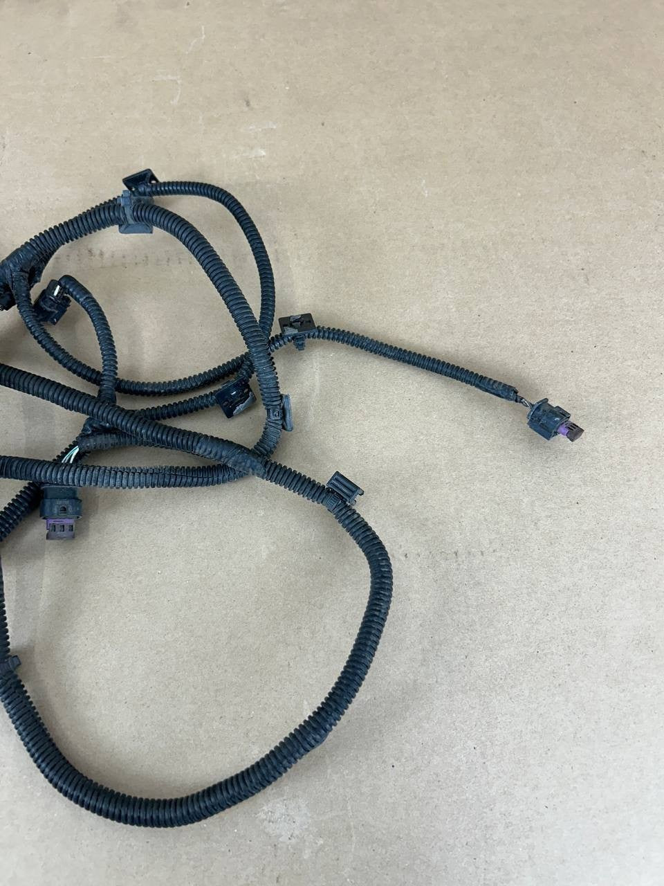 ✅ 12-16 Tesla Model S Rear Bumper Wiring Harness Sensor 1004421-04-N