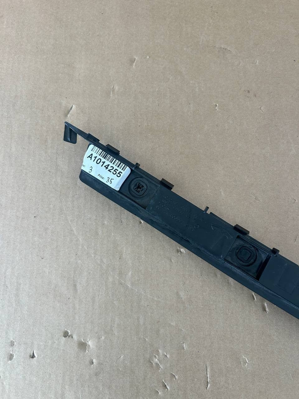✅ 17-23 Model 3 Rear Left Bumper Support Retainer Wing Bracket LH 1083990-00-K