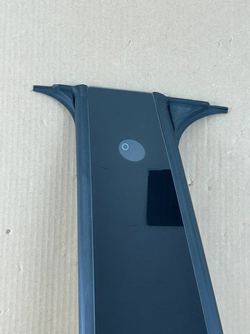 ✅ 20-23 Model Y Right Exterior B-Pillar Applique Trim w/ Camera RH 1516258-00-D