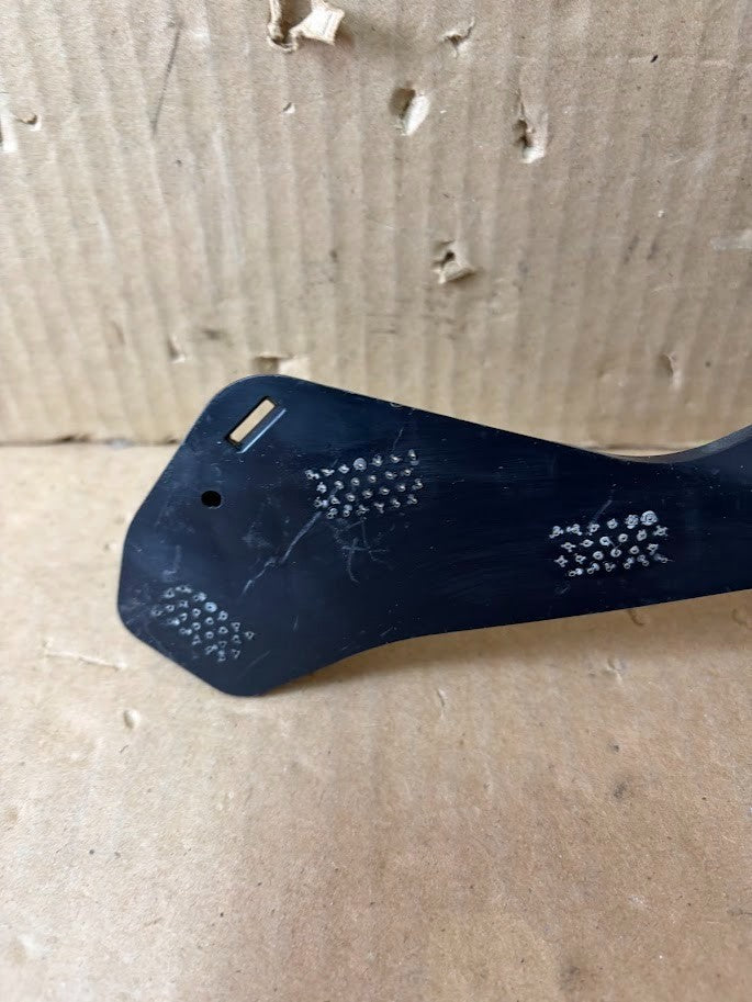 ✅ 25+ Tesla Model Y Juniper Rear Left Lamp Bracket 1947143-00-C