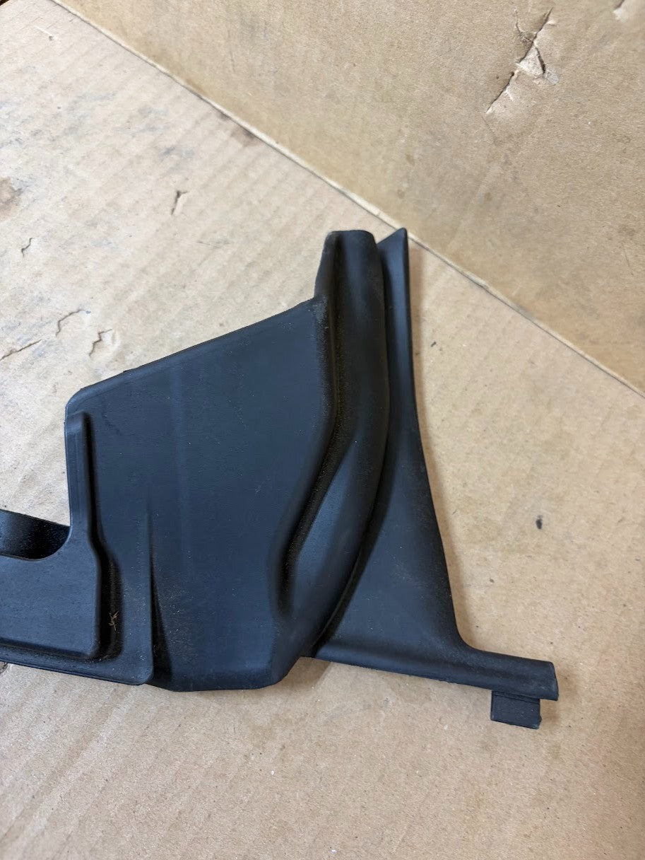 ✅16-26 Tesla Model X  Inner Belt Door Window Seal Left Front 1472044-00-A