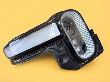 ✅ 2022 - 2024 Rivian R1T R1S Right RH LED Headlight Lamp PT00000464-P /damaged