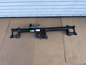 ✅ 16-20 Model X Rear Exterior Tow Trailer Hitch Bar 027581-00-K