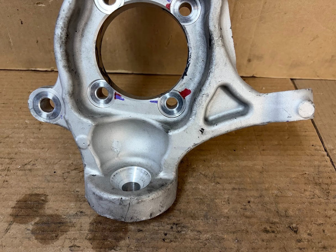✅ 22-24 Rivian R1T/R1S Front Left Spindle Knuckle PT00001859
