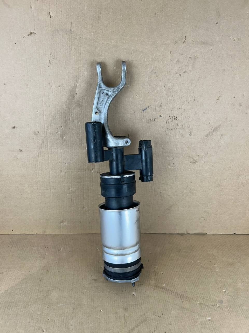 ✅ OEM 16-20 Tesla Model S Front Right Air Spring Shock 1066366-00-E