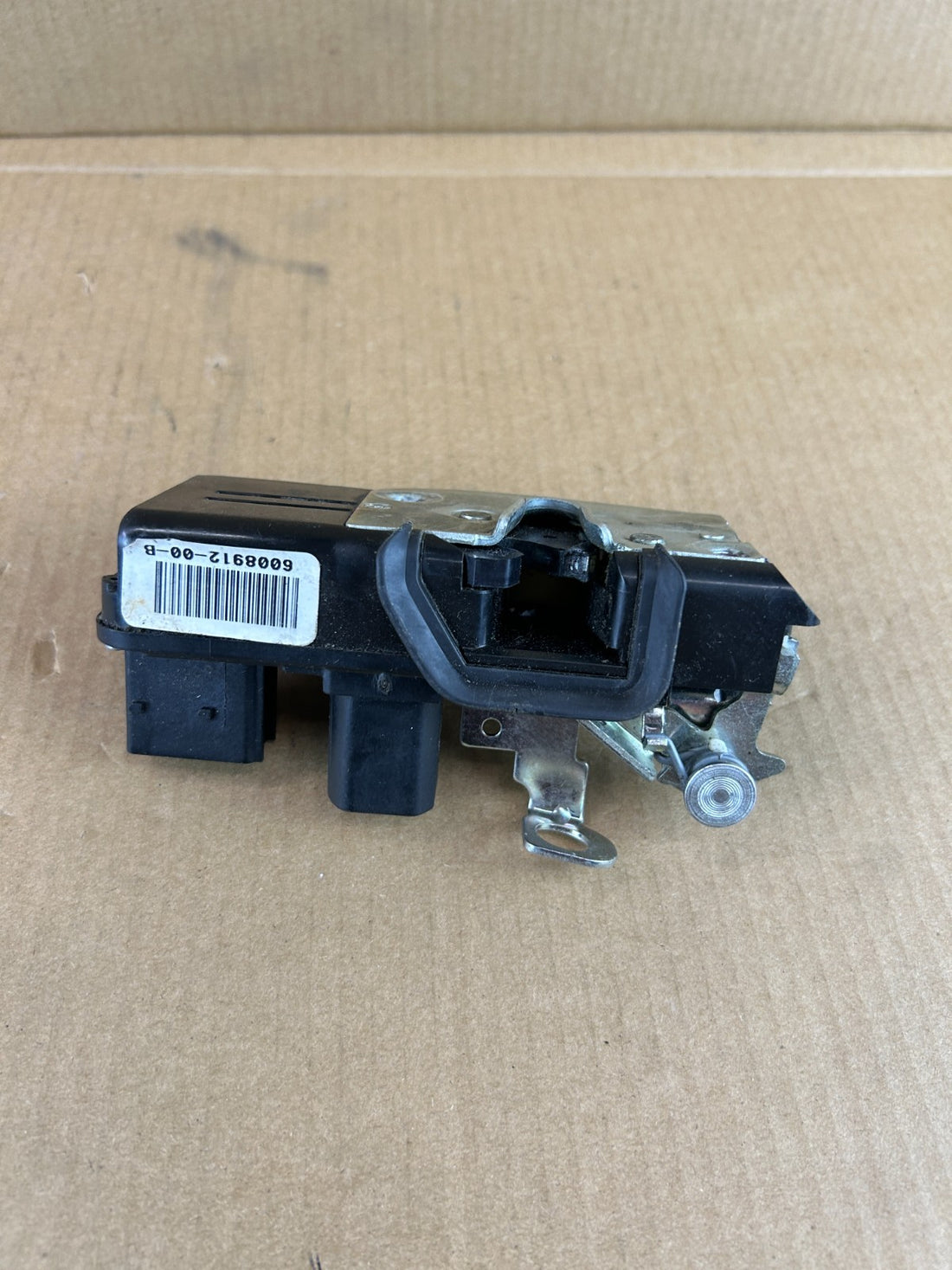 ✅ 12-20 Tesla Model S Front Right Side Door Lock Latch Actuator 6008912-00-B