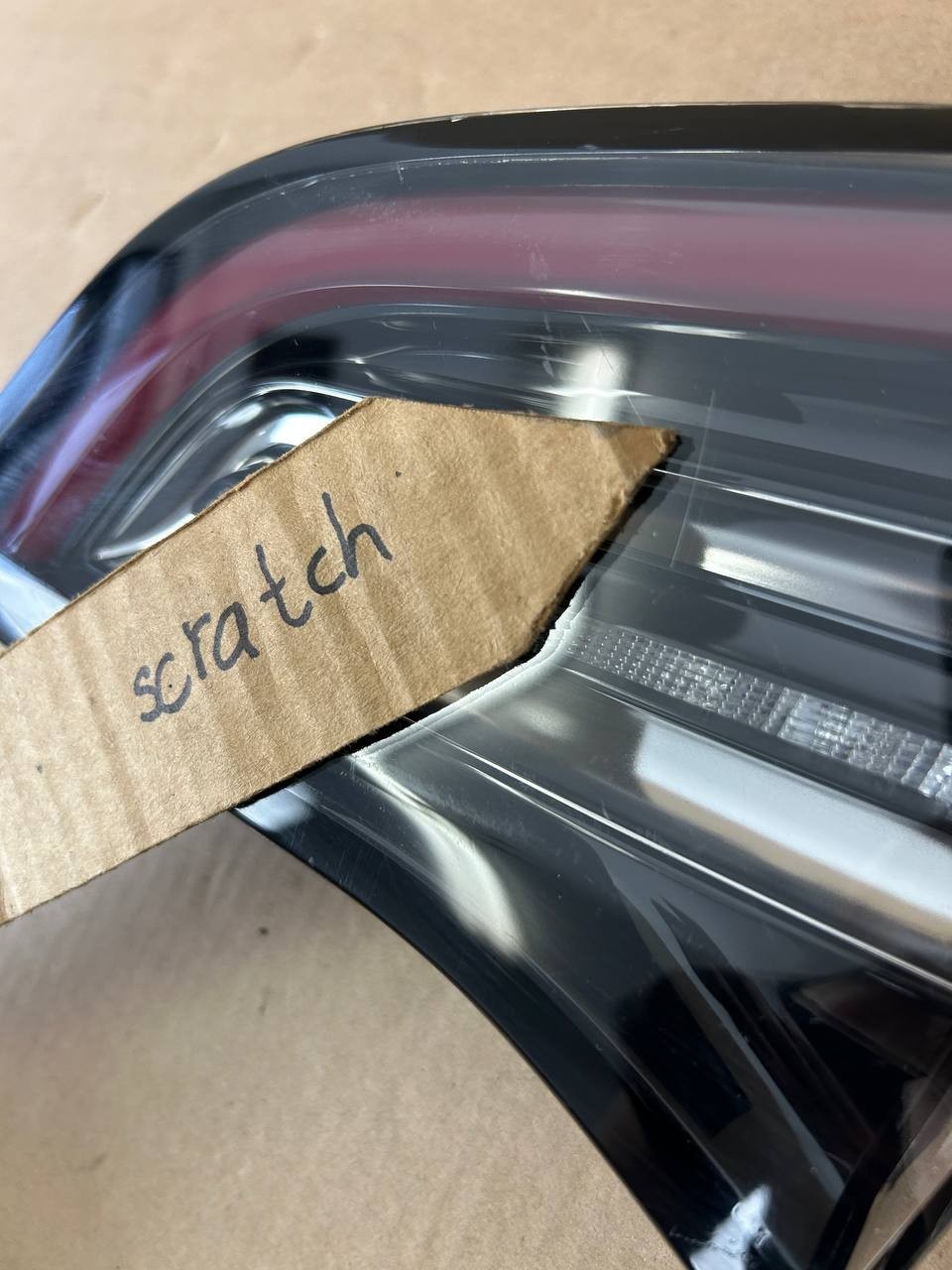 ✅ 17-20 Tesla Model 3 RIGHT RH Inner LED Tail Light 1077402-00-G w/scratches