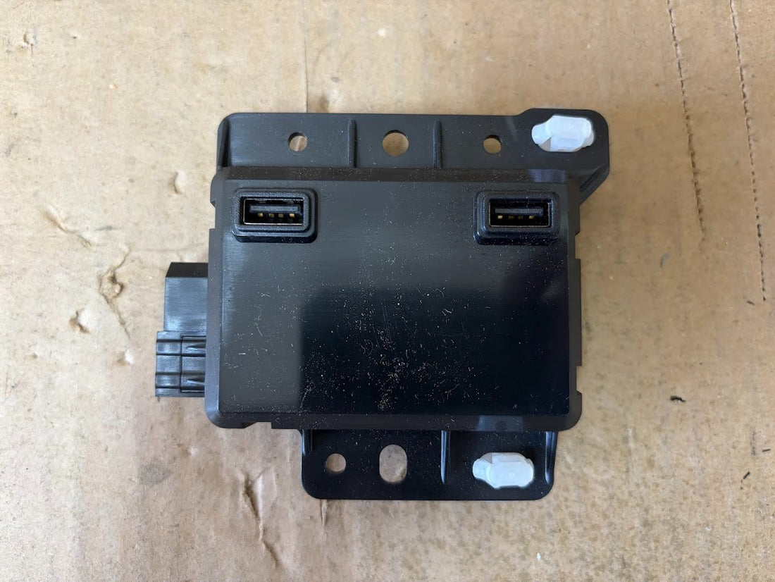✅ 17-23 Model 3 Center Console Front USB Hub Charger Control Module 1093295-00-A